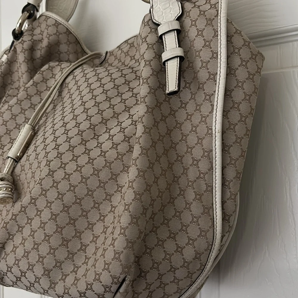 Celine macadams tote. Authentic - Picture 5 of 16